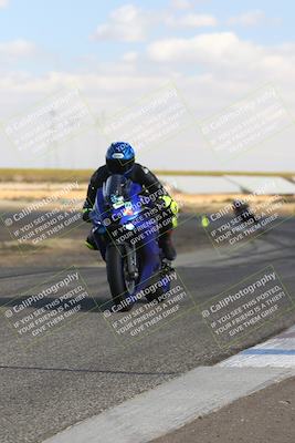 media/Nov-03-2024-TrackDaz (Sun) [[44580f4982]]/B Group/1220pm (Wheelie Bump)/